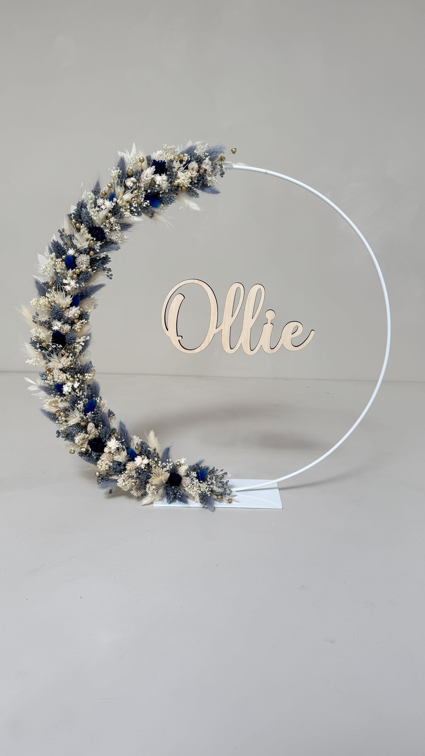 Couronne de fleurs séchées avec prénom en bois 25, 30 ou 40cm