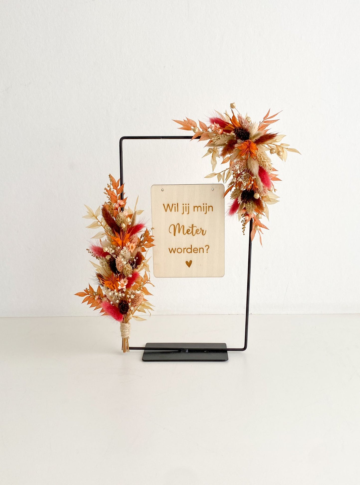 Droogbloemenhoepel flowerhoop met houten bord
