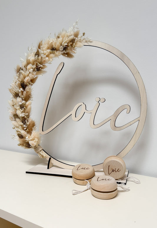 Couronne de fleurs séchées avec nom