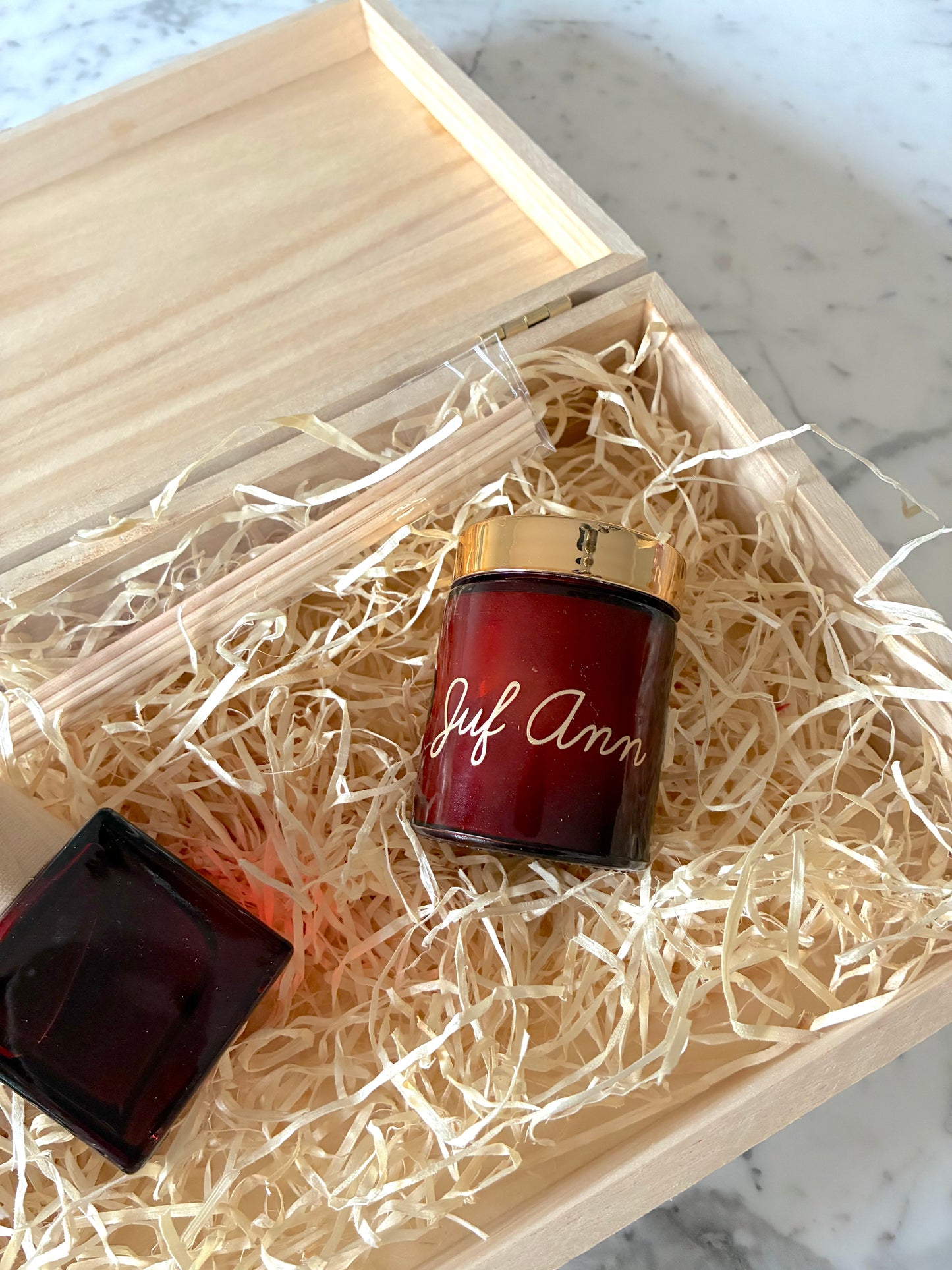 Geschenkdoos met huisparfum en geurkaars